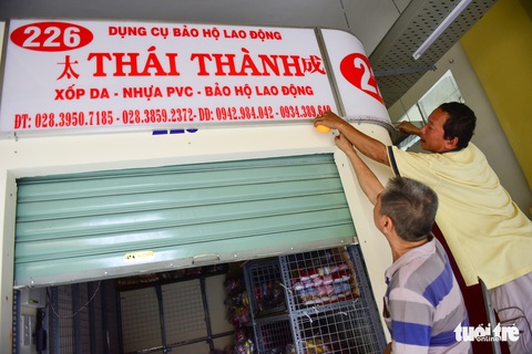 Tiểu thương tất bật chuẩn bị khi chợ Bình Tây hoạt động trở lại - Ảnh 11. Tiểu thương tất bật chuẩn bị khi chợ Bình Tây hoạt động trở lại - Ảnh 11.