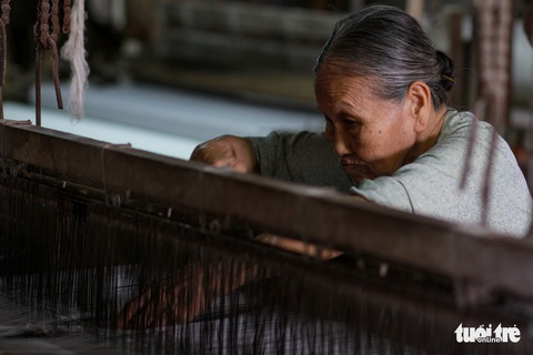 Làng dệt Mã Châu kiên cường bám trụ, cạnh tranh hàng Trung Quốc - Ảnh 7. Làng dệt Mã Châu kiên cường bám trụ, cạnh tranh hàng Trung Quốc - Ảnh 7.