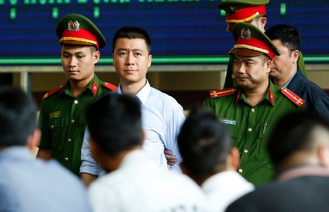 Người cùng ‘khởi xướng’ đường dây đánh bạc ngàn tỉ là ai? - Ảnh 2. Người cùng ‘khởi xướng’ đường dây đánh bạc ngàn tỉ là ai? - Ảnh 2.