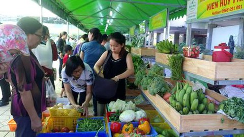 TPHCM có thêm 3 chợ phiên nông sản an toàn - Ảnh 1. TPHCM có thêm 3 chợ phiên nông sản an toàn - Ảnh 1.