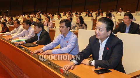 Năm 2019 ngân sách trung ương sẽ chi hơn 1 triệu tỉ đồng - Ảnh 1. Năm 2019 ngân sách trung ương sẽ chi hơn 1 triệu tỉ đồng - Ảnh 1.