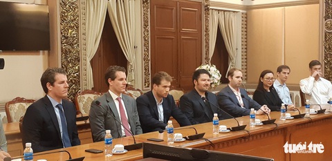 Các tỉ phú công nghệ Silicon Valley tìm gì ở Việt Nam? - Ảnh 1. Các tỉ phú công nghệ Silicon Valley tìm gì ở Việt Nam? - Ảnh 1.