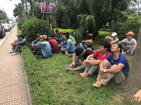 Cháy kèm tiếng nổ tại công trình ở Hà Nội - Ảnh 3. Cháy kèm tiếng nổ tại công trình ở Hà Nội - Ảnh 3.