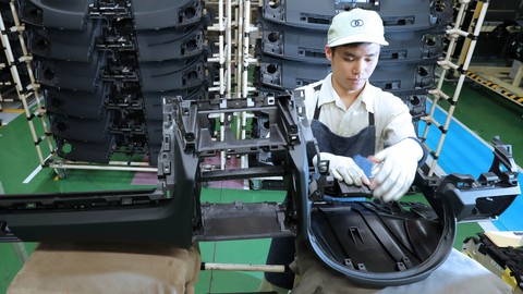 Nhật Bản dự kiến tiếp nhận tới 340.000 lao động nước ngoài - Ảnh 1. Nhật Bản dự kiến tiếp nhận tới 340.000 lao động nước ngoài - Ảnh 1.