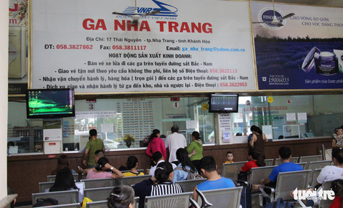 Cháy vé tàu Tết Kỷ Hợi 2019 những ngày cao điểm - Ảnh 1. Cháy vé tàu Tết Kỷ Hợi 2019 những ngày cao điểm - Ảnh 1.