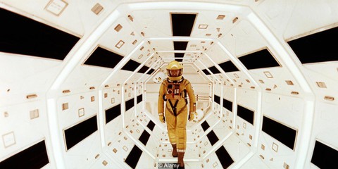 2001: A Space Odyssey: Phát triển là hủy diệt - Ảnh 4. 2001: A Space Odyssey: Phát triển là hủy diệt - Ảnh 4.