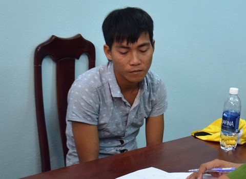 Khởi tố nam thanh niên giở trò đồi bại với cháu bé 6 tuổi - Ảnh 1. Khởi tố nam thanh niên giở trò đồi bại với cháu bé 6 tuổi - Ảnh 1.