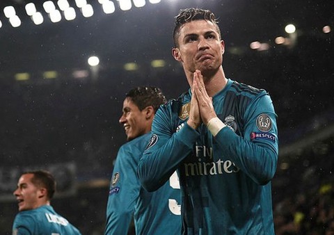 Đưa tin giả vụ nữ CĐV tự tử vì Ronaldo, Juventus bị dân mạng Trung Quốc tẩy chay - Ảnh 1. Đưa tin giả vụ nữ CĐV tự tử vì Ronaldo, Juventus bị dân mạng Trung Quốc tẩy chay - Ảnh 1.