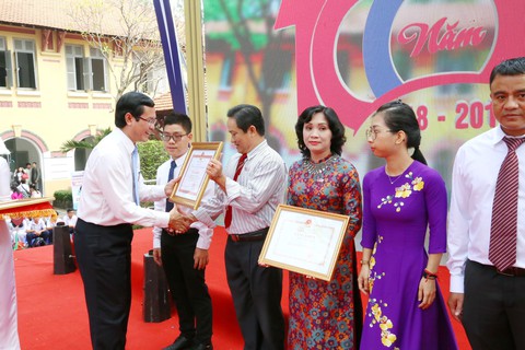 Trường Marie Curie kỷ niệm 100 năm thành lập - Ảnh 4. Trường Marie Curie kỷ niệm 100 năm thành lập - Ảnh 4.
