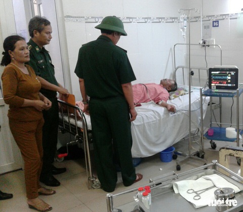 Một chủ tàu cá còn mất tích sau 2 ngày gặp nạn - Ảnh 1. Một chủ tàu cá còn mất tích sau 2 ngày gặp nạn - Ảnh 1.