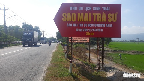 Sẽ thay pano có tiếng Trung Quốc ở rừng tràm Trà Sư? - Ảnh 1. Sẽ thay pano có tiếng Trung Quốc ở rừng tràm Trà Sư? - Ảnh 1.