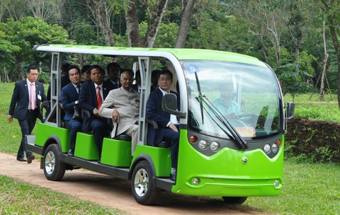 Tổng thống Ấn Độ dạo bước ở Khu di tích Mỹ Sơn - Ảnh 5. Tổng thống Ấn Độ dạo bước ở Khu di tích Mỹ Sơn - Ảnh 5.