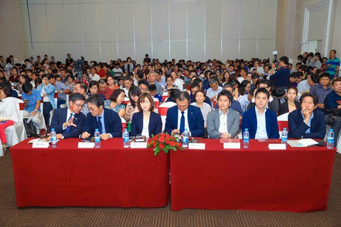 Chen chân mua nhà tại lễ mở bán căn hộ The Peak - Ảnh 11. Chen chân mua nhà tại lễ mở bán căn hộ The Peak - Ảnh 11.