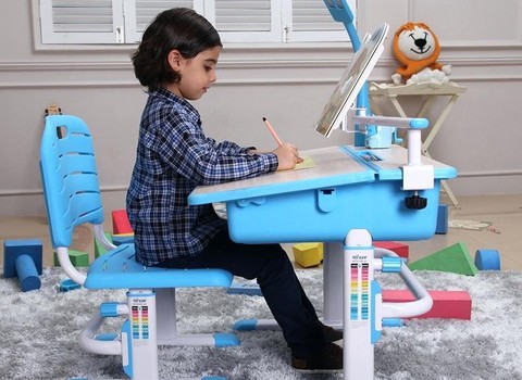 Cách ngừa cận thị ở tuổi học đường - Ảnh 1. Cách ngừa cận thị ở tuổi học đường - Ảnh 1.