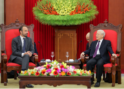 Tổng bí thư, Chủ tịch nước Nguyễn Phú Trọng tiếp Thủ tướng Pháp Édouard Philippe - Ảnh 2. Tổng bí thư, Chủ tịch nước Nguyễn Phú Trọng tiếp Thủ tướng Pháp Édouard Philippe - Ảnh 2.