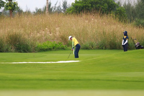 Những khoảnh khắc làm nên kỳ tích của đội tuyển golf Việt Nam - Ảnh 7. Những khoảnh khắc làm nên kỳ tích của đội tuyển golf Việt Nam - Ảnh 7.