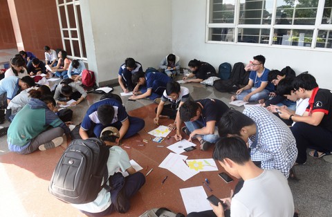 Sinh viên chung tay hưởng ứng chiến dịch ‘Tôi đồng hành’ - Ảnh 12. Sinh viên chung tay hưởng ứng chiến dịch ‘Tôi đồng hành’ - Ảnh 12.