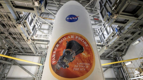 NASA muốn bán vé cho khách tham quan trạm vũ trụ quốc tế - Ảnh 1. NASA muốn bán vé cho khách tham quan trạm vũ trụ quốc tế - Ảnh 1.