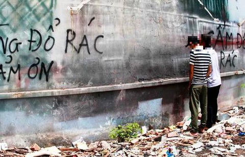 Mâu thuẫn việc tiểu bậy, một người đàn ông bị đâm chết - Ảnh 1. Mâu thuẫn việc tiểu bậy, một người đàn ông bị đâm chết - Ảnh 1.