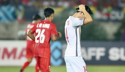 Tuyển VN vẫn có thể bị loại khỏi AFF Cup 2018 - Ảnh 1. Tuyển VN vẫn có thể bị loại khỏi AFF Cup 2018 - Ảnh 1.