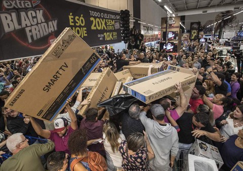 Tại sao không phải ‘Red Friday’, ‘White Friday’ mà là ‘Black Friday’? - Ảnh 6. Tại sao không phải ‘Red Friday’, ‘White Friday’ mà là ‘Black Friday’? - Ảnh 6.