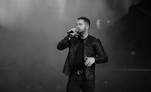 Shayne Ward đốn tim fans Việt bằng 11 ca khúc hit - Ảnh 9. Shayne Ward đốn tim fans Việt bằng 11 ca khúc hit - Ảnh 9.