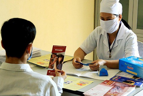 Bảo hiểm y tế đối với người nhiễm HIV - Ảnh 1. Bảo hiểm y tế đối với người nhiễm HIV - Ảnh 1.