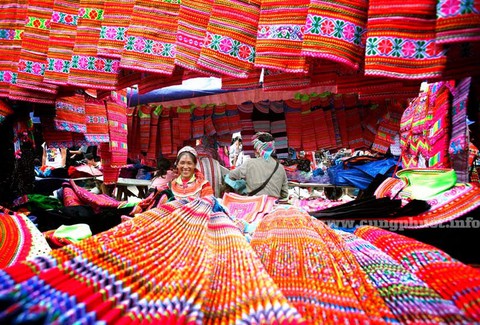 “Sắc hoa” tại Làng Văn hóa Du lịch các dân tộc Việt Nam - Ảnh 1. “Sắc hoa” tại Làng Văn hóa Du lịch các dân tộc Việt Nam - Ảnh 1.