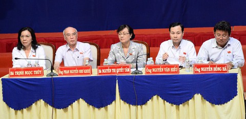 Bà Nguyễn Thị Quyết Tâm tiếp xúc cử tri Thủ Thiêm - Ảnh 2. Bà Nguyễn Thị Quyết Tâm tiếp xúc cử tri Thủ Thiêm - Ảnh 2.