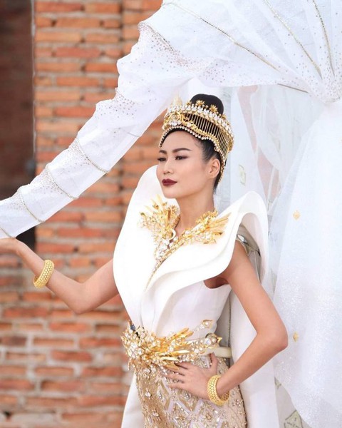 Quốc phục đại diện các nước dự Miss Universe 2018 ra sao? - Ảnh 4. Quốc phục đại diện các nước dự Miss Universe 2018 ra sao? - Ảnh 4.