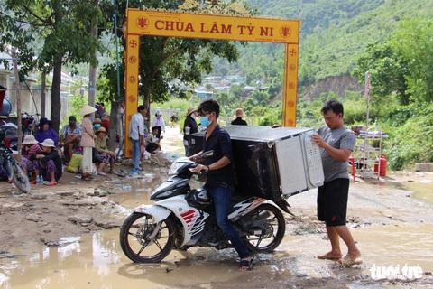 Ứng phó bão số 9, Khánh Hòa cấm biển - Ảnh 3. Ứng phó bão số 9, Khánh Hòa cấm biển - Ảnh 3.