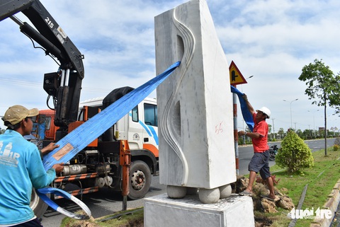 Đặt 76 tượng điêu khắc trên tuyến đường đẹp nhất Châu Đốc - Ảnh 1. Đặt 76 tượng điêu khắc trên tuyến đường đẹp nhất Châu Đốc - Ảnh 1.