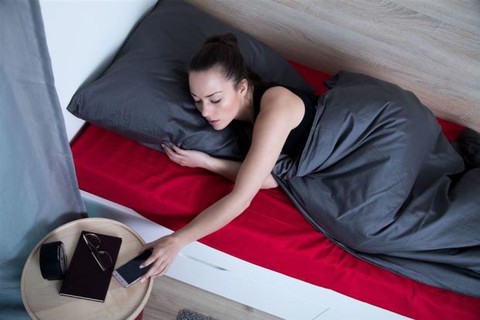 Cách giảm tác động từ bức xạ điện thoại di động - Ảnh 1. Cách giảm tác động từ bức xạ điện thoại di động - Ảnh 1.