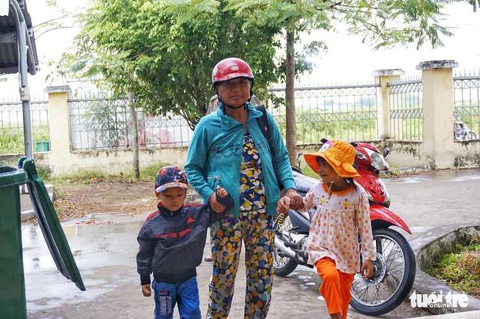 Cần Giờ bắt đầu mưa lớn, người dân khẩn trương tránh bão số 9 - Ảnh 11. Cần Giờ bắt đầu mưa lớn, người dân khẩn trương tránh bão số 9 - Ảnh 11.