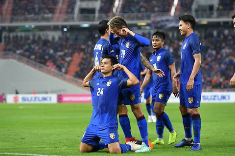 Việt Nam gặp Philippines, HLV Park đối đầu Eriksson ở bán kết - Ảnh 1. Việt Nam gặp Philippines, HLV Park đối đầu Eriksson ở bán kết - Ảnh 1.