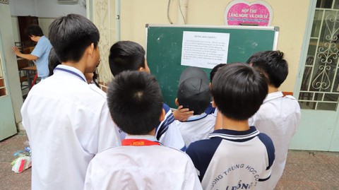 Mưa ngập nặng nề, học sinh TP.HCM có được nghỉ học? - Ảnh 1. Mưa ngập nặng nề, học sinh TP.HCM có được nghỉ học? - Ảnh 1.