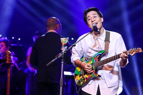 Ngọt và đêm vượt thác của những chú cá hồi - Ảnh 12. Ngọt và đêm vượt thác của những chú cá hồi - Ảnh 12.