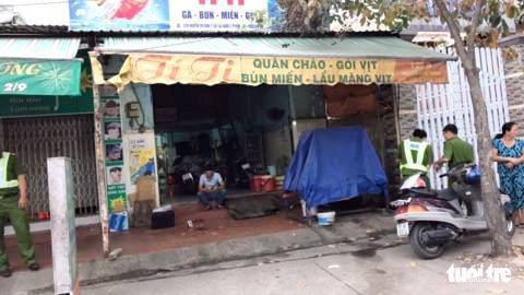 Bắt nhóm nghi can đâm chết 2 tài xế container trên bàn nhậu - Ảnh 1. Bắt nhóm nghi can đâm chết 2 tài xế container trên bàn nhậu - Ảnh 1.