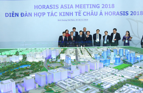 800 doanh nhân tìm cơ hội hợp tác từ Bình Dương - Ảnh 2. 800 doanh nhân tìm cơ hội hợp tác từ Bình Dương - Ảnh 2.