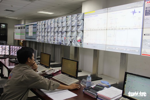 Diễn tập chữa cháy, cứu người trong điều kiện thi công hầm Hải Vân - Ảnh 2. Diễn tập chữa cháy, cứu người trong điều kiện thi công hầm Hải Vân - Ảnh 2.