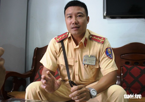 Gặp CSGT bắt cướp trong bộ ảnh nổi tiếng 11 năm trước - Ảnh 3. Gặp CSGT bắt cướp trong bộ ảnh nổi tiếng 11 năm trước - Ảnh 3.