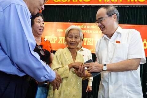 Khiếu nại, tố cáo của dân giúp nhìn ra cán bộ yếu kém - Ảnh 1. Khiếu nại, tố cáo của dân giúp nhìn ra cán bộ yếu kém - Ảnh 1.