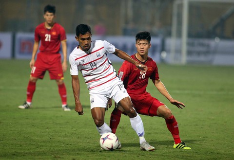 FOX Sports gây tranh cãi với đội hình tiêu biểu vòng bảng AFF Cup - Ảnh 2. FOX Sports gây tranh cãi với đội hình tiêu biểu vòng bảng AFF Cup - Ảnh 2.