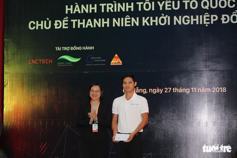 Dự án Atiso Đỏ đoạt giải Nhất hành trình “Tôi yêu Tổ quốc tôi 2018” - Ảnh 2. Dự án Atiso Đỏ đoạt giải Nhất hành trình “Tôi yêu Tổ quốc tôi 2018” - Ảnh 2.
