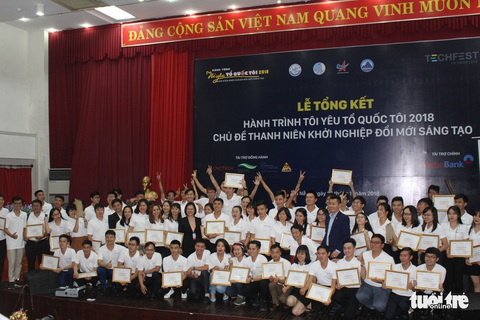 Dự án Atiso Đỏ đoạt giải Nhất hành trình “Tôi yêu Tổ quốc tôi 2018” - Ảnh 4. Dự án Atiso Đỏ đoạt giải Nhất hành trình “Tôi yêu Tổ quốc tôi 2018” - Ảnh 4.