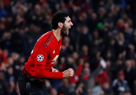 MU đoạt vé đi tiếp nhờ bàn thắng gây tranh cãi của Fellaini - Ảnh 1. MU đoạt vé đi tiếp nhờ bàn thắng gây tranh cãi của Fellaini - Ảnh 1.