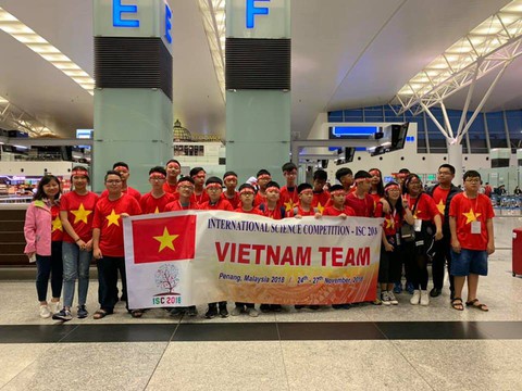 Hà Nội: 60 học sinh dự thi khoa học quốc tế có giải - Ảnh 1. Hà Nội: 60 học sinh dự thi khoa học quốc tế có giải - Ảnh 1.