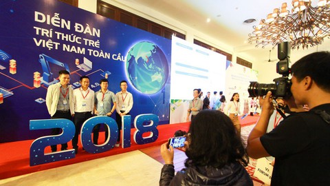 Diễn đàn Trí thức trẻ Việt Nam: Hiện thực hóa khát vọng phồn vinh - Ảnh 1. Diễn đàn Trí thức trẻ Việt Nam: Hiện thực hóa khát vọng phồn vinh - Ảnh 1.