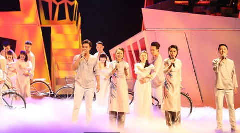 Hà Nội ngày... tháng... năm - những thanh xuân rực rỡ vẫn còn đuối - Ảnh 8. Hà Nội ngày... tháng... năm - những thanh xuân rực rỡ vẫn còn đuối - Ảnh 8.