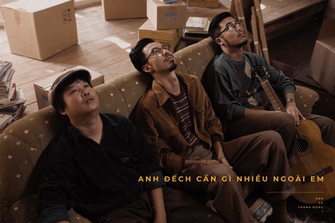 Xem Show của Đen trên Netflix: Cô đơn giữa mênh mông người... - Ảnh 7. Xem Show của Đen trên Netflix: Cô đơn giữa mênh mông người... - Ảnh 7.